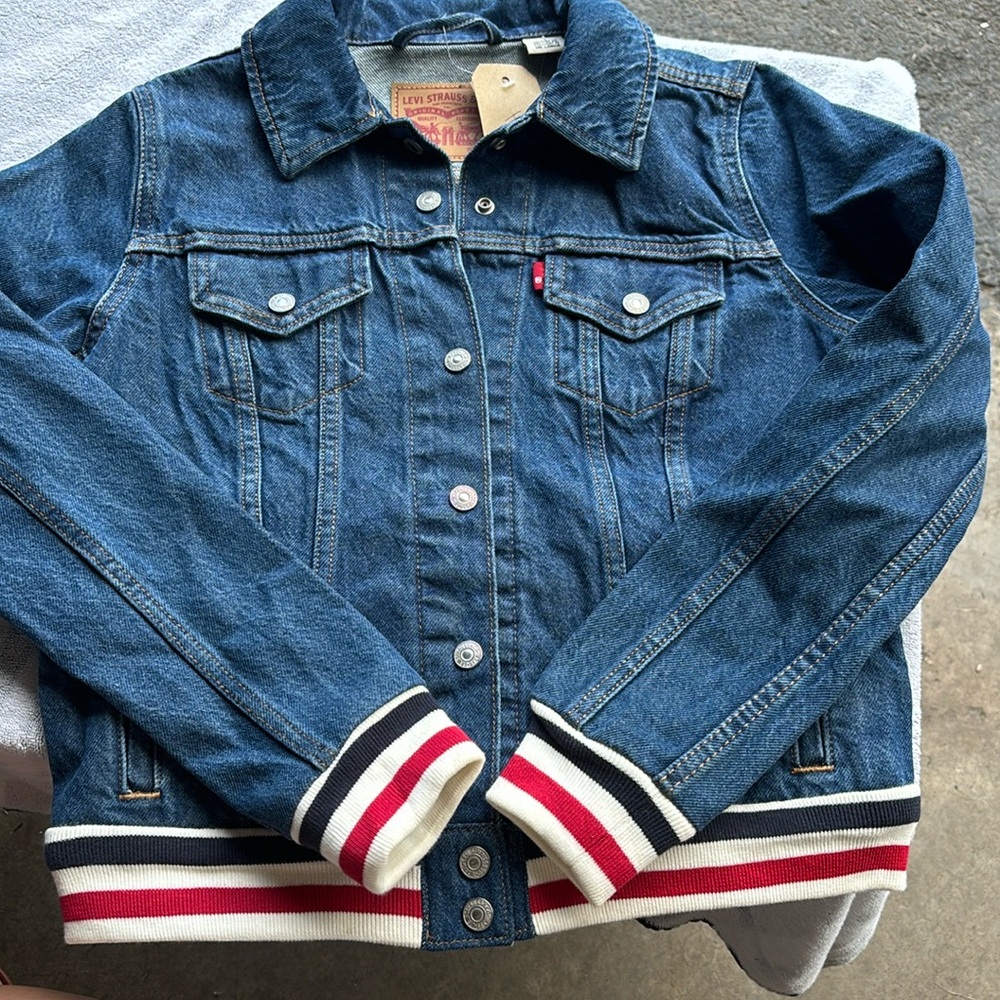 Beautiful Levi Jean jacket